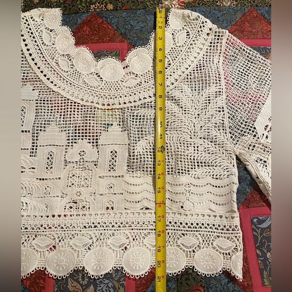 FARM Rio Cream Lace Blouse - Picture 11 of 16